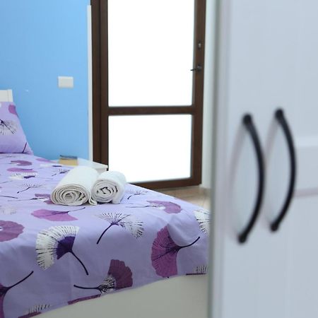 Luce Apartment Чефалу Екстериор снимка